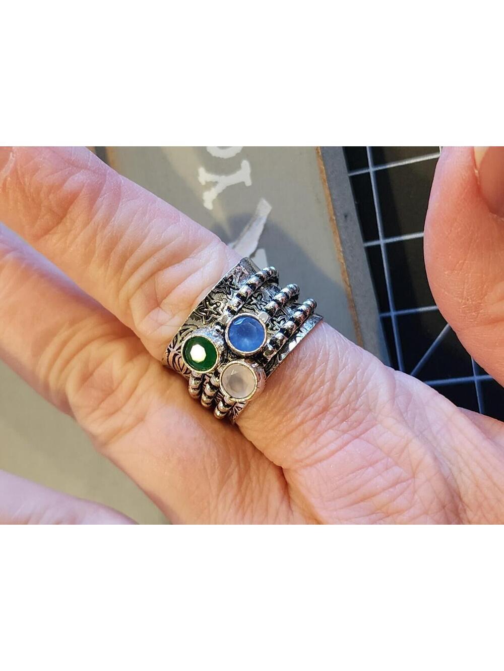 size 8.5 - 925 silver - 3 stone Spinner ring - emerald rose quartz and topaz